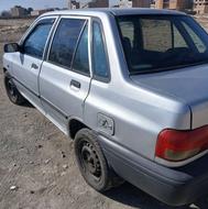 پراید نقره ای