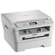 دوعدد پرینتر و چاپگر درحدنو