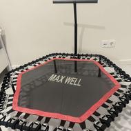 ترامپولین max well
