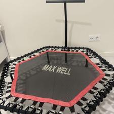 ترامپولین max well