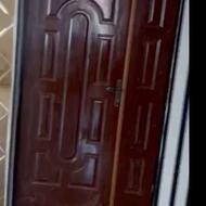 درب ورودی با چهار چوب