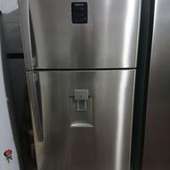 یخچال فریزر کاملا سالم بدون خط خش