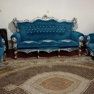 فروش مبل سلطنتی 9 نفره همراه با میز وسط