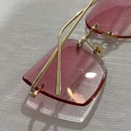 عینک کاملا نو