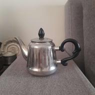 قوری قدیمی سالم