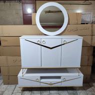 کنسول با اینه