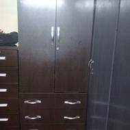 کمد لباس سالم و تمیز