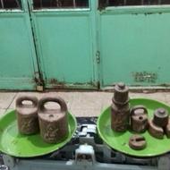 ترازو قدیمی