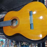 گیتار c40یاماها