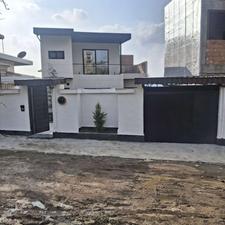 ویلا 170 متر زمین ، 120 متر بنا