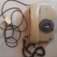 تلفن قدیمی و