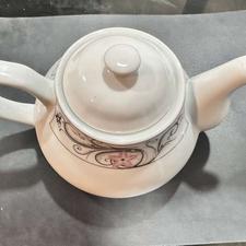 قوری چینی نو