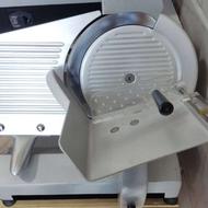 کالباس بر محک‌،واقعا در حد نو