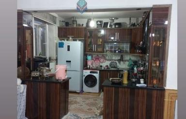 ساختمان ویلایی معاوضه باماشین و با زمین مسکونی