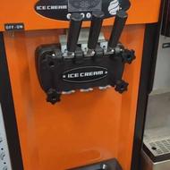 دستگاه بستنی ساز وارداتی باضمانت شرکتی و خدمات پس از فر