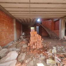 فروش ویلا 200 متری با حیاط اختصاصی در رینگ داخلی