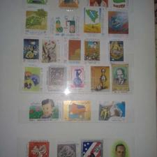 آلبوم تمبر با 400 قطعه تمبر