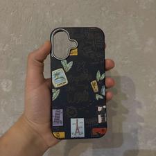 کاور آیفون 16