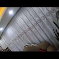 یک عدد پرده حریر طرح دار سلطنتی