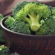 کلم بروکلی کیلویی نود تومن