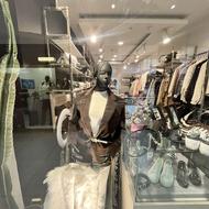 نیازمند همکار خانم برای کار در بوتیک زنانه