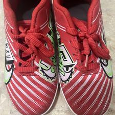 کفش ورزشی فوتبال