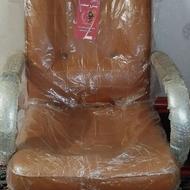 صندلی چرمی مدیریتی کاملاً نو