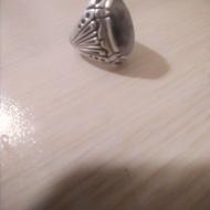 انگشتر شجر تک درخت