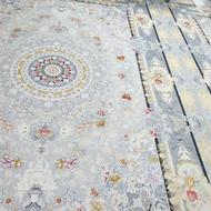 یک جفت فرش 9متری طوسی نقره ای 700شانه 2550تراکم برجسته