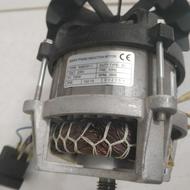 یک دستگاه دینام میکسر بتن کوچک