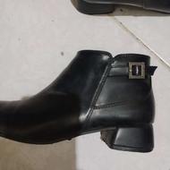 بوت چرم در حد نونو