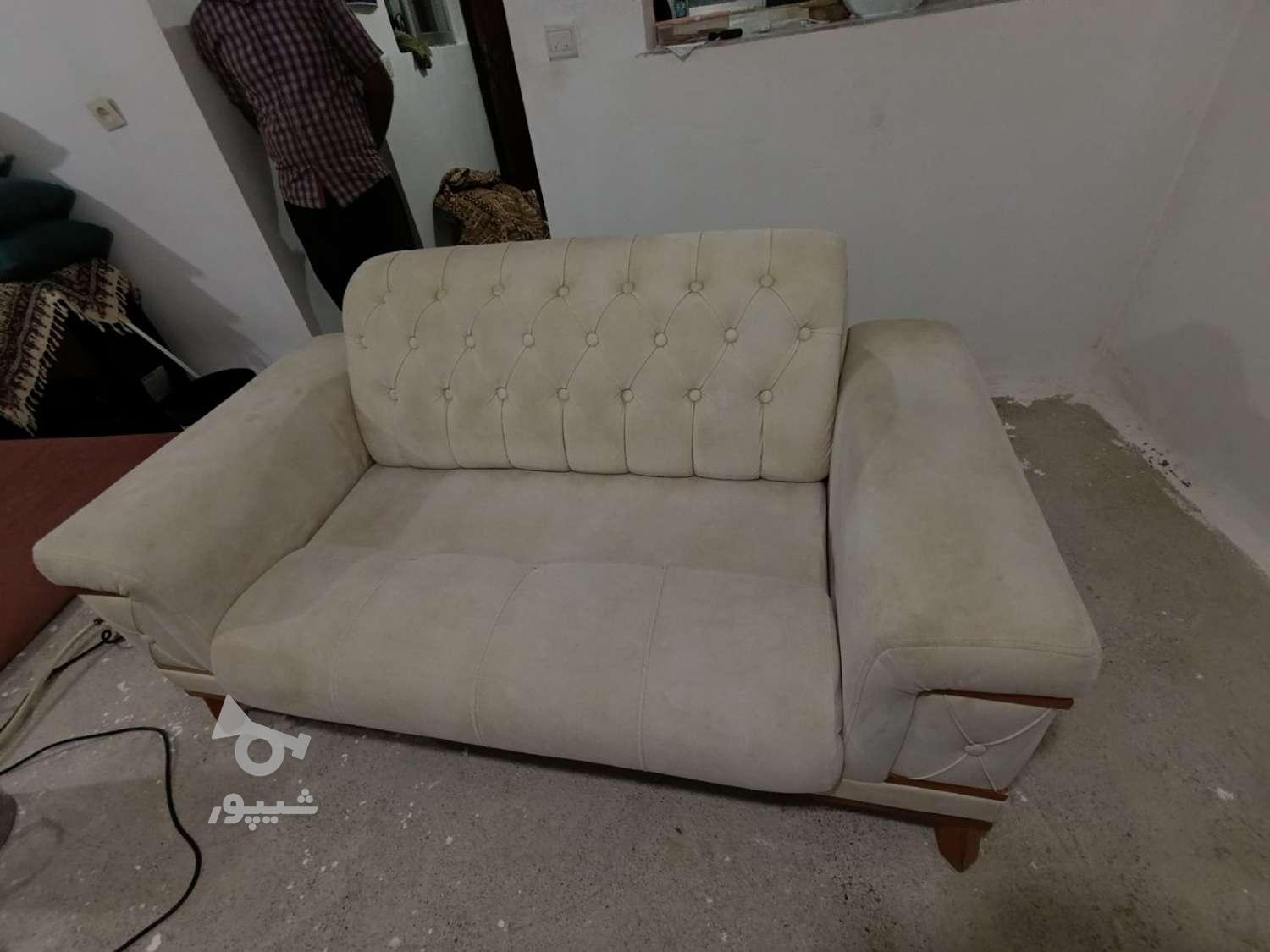 شست و شوی مبل و صندلی ماشین و تشک تخت در خانه