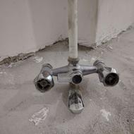 دوش حمام باشیرآلاتش