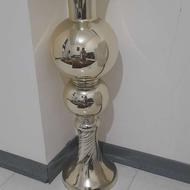 گلدان طلایی