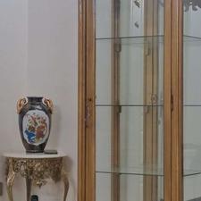 ویترین تمام چوب ورق طلا