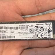 هارد ssd 512 به همراه کیس کامپیوتر