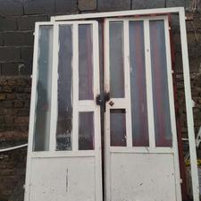 درب آهنی انباری