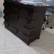 میز اداری در اندازه های مختلف