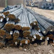 یه منشی واس کار در بازار اهن