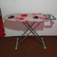 میز اتو پریز دار