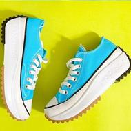 کتونی وارداتی کانورس تکرنگ سایز 36 نو