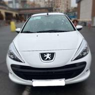 پژو 207i (دنده ای) 1404 سفید فلز صفر خشک