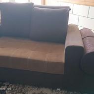 مبل با تخت شکلاتی روکش داشته