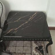 فروش‌یک‌عدد‌میز‌عسلی‌به‌فروش‌میرسدخیلی‌فوری