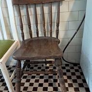 صندلی چوبی قدیمی – روستیک و کلکسیونی