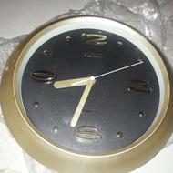 ساعت دیواری