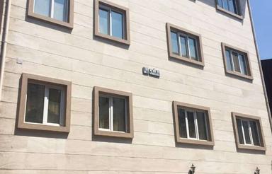فروش آپارتمان سه طبقه سه واحد طبقه سوم فول امکانات