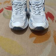 کتونی برند بالانسیاگا 10x