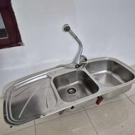 سینگ دو لگن و شیر اب