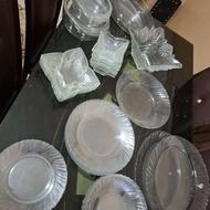 ظروف شیشه ای